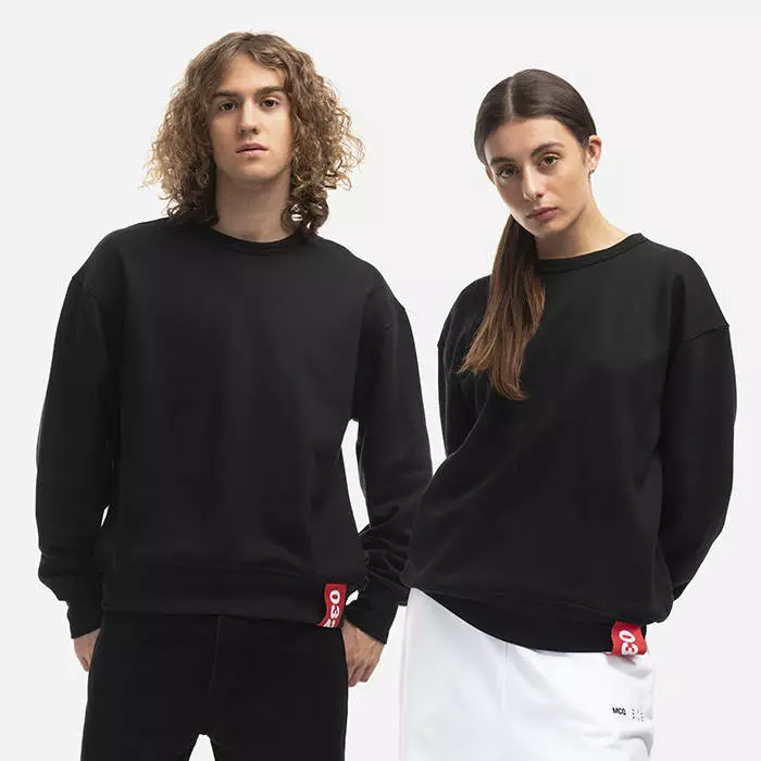 Sweatshirt 032c Taped Crewneck Longsleeve FW22-C-2010 BLACK 1 Sweatshirt 032c Taped Crewneck Longsleeve FW22-C-2010 BLACK